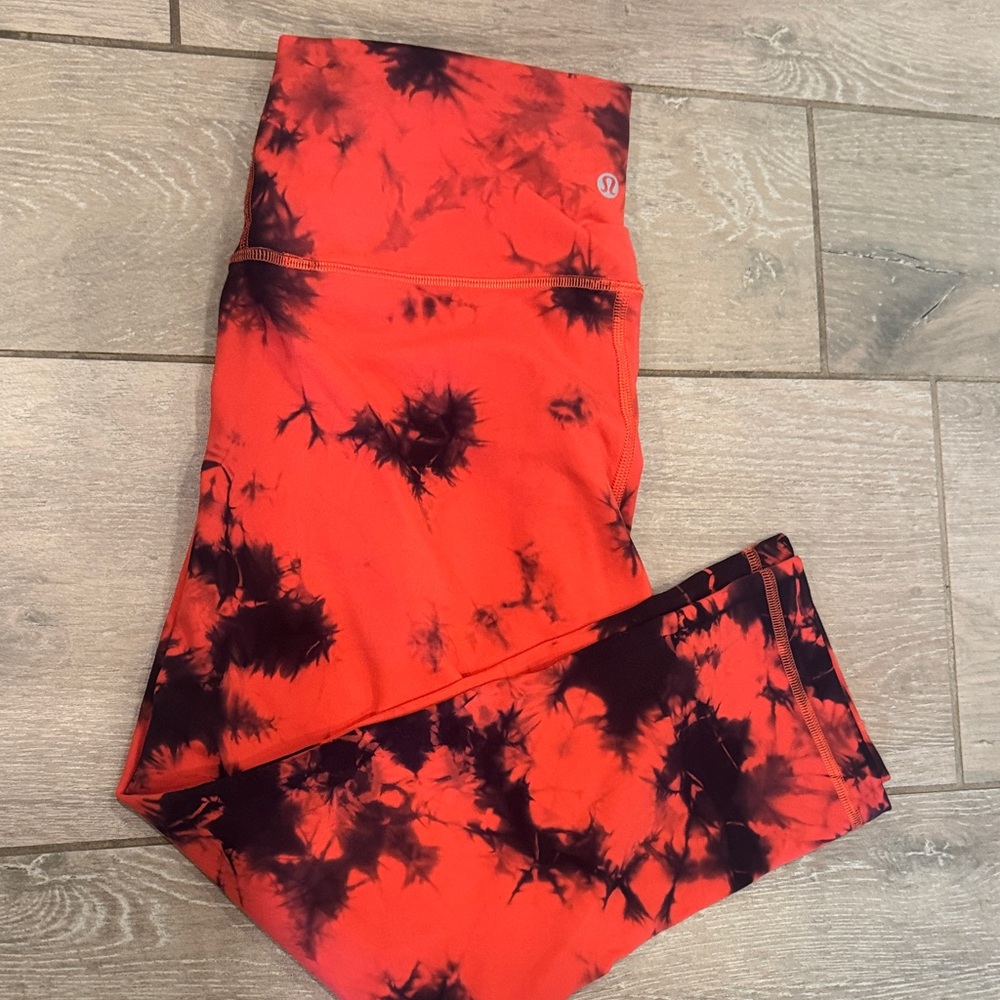 lululemon athletica womens align crop Red and Black Tie-Dye Leggings